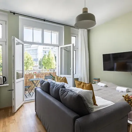 Direkt Im Zentrum Fuer Bis Zu 6 Personen Bahnhofsnah *