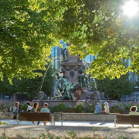 Direkt Im Zentrum Fuer Bis Zu 6 Personen Bahnhofsnah * Leipzig