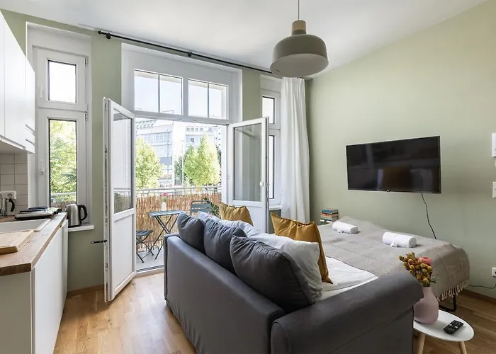 Direkt Im Zentrum Fuer Bis Zu 6 Personen Bahnhofsnah *